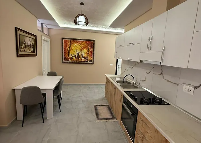 דירה Ajan Alushani *