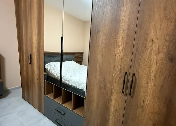 Appartement Ajan Alushani *